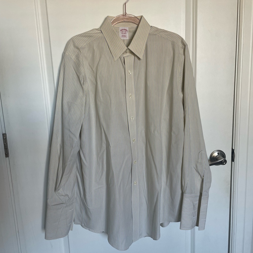 Brooks Brothers Traditional Fit French cuff dress shirt 16.5 - 34